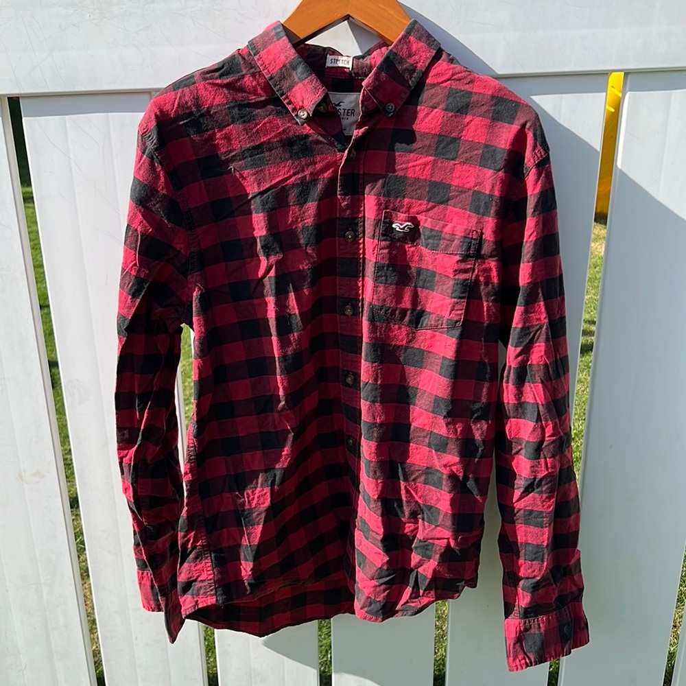 Hollister black and red plaid button down shirt
